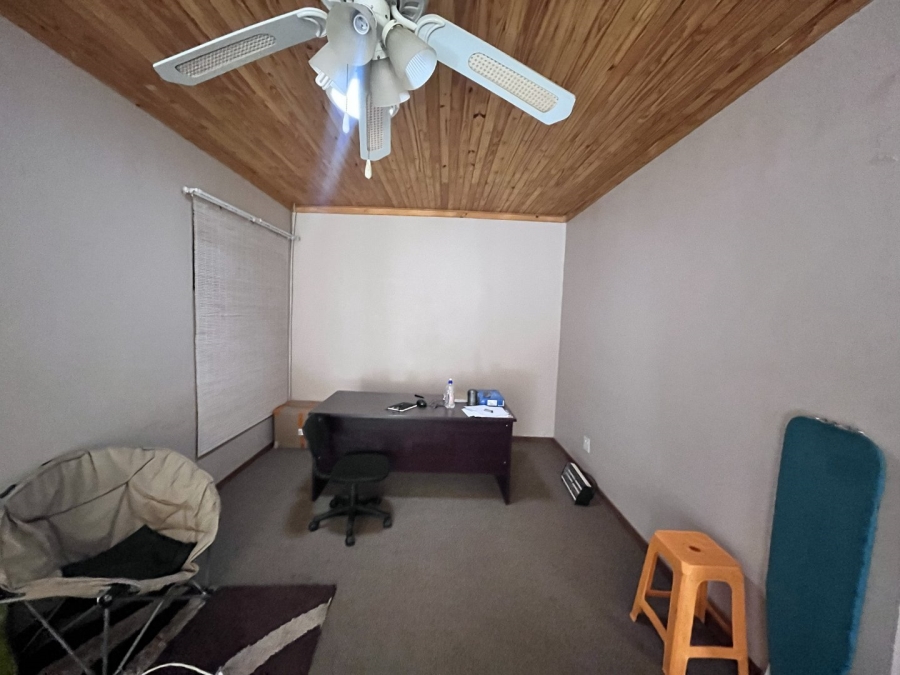 4 Bedroom Property for Sale in Pellissier Free State